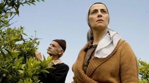 Salma (Hiam Abbass) in the Lemon Tree